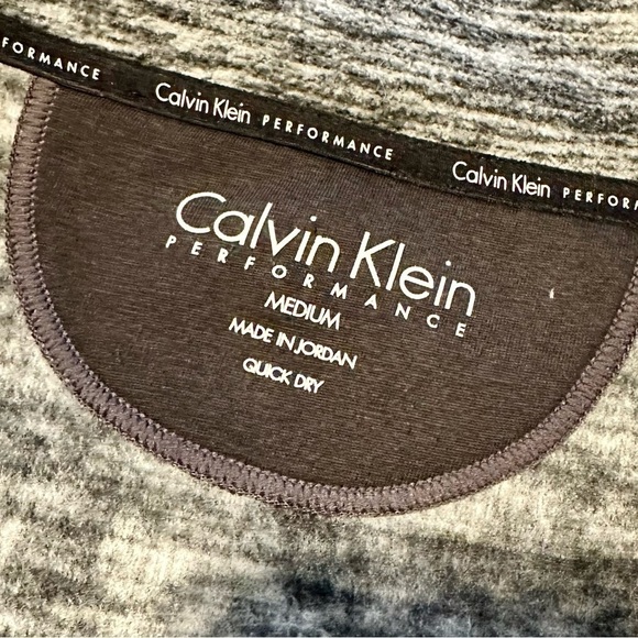 Calvin Klein Performance Gray Women's Zip-Up Jacket - Picture 2 of 3